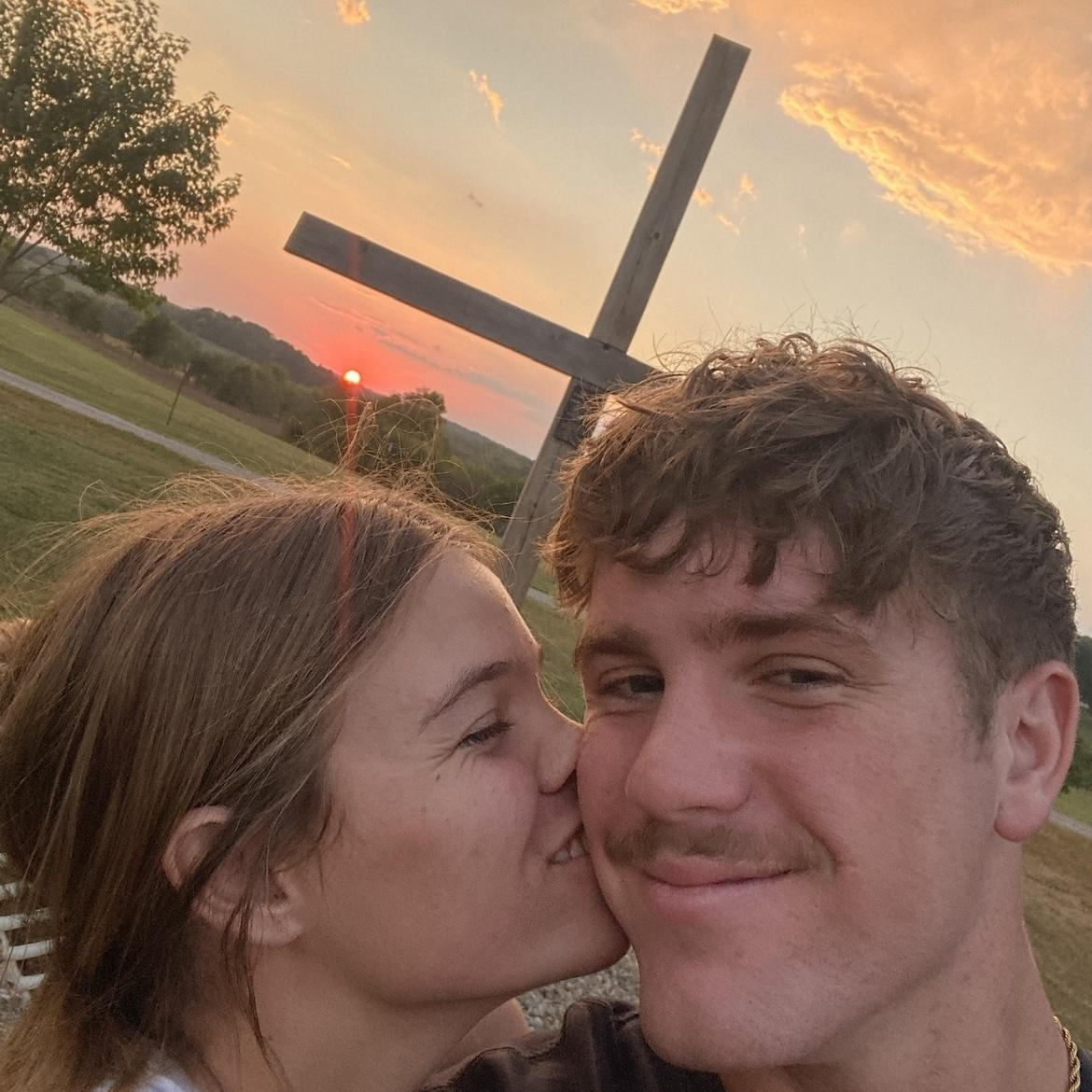 More pictures from dating-