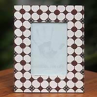 Kawung SoklatBrown White Handcrafted Cotton Batik Photo Frame