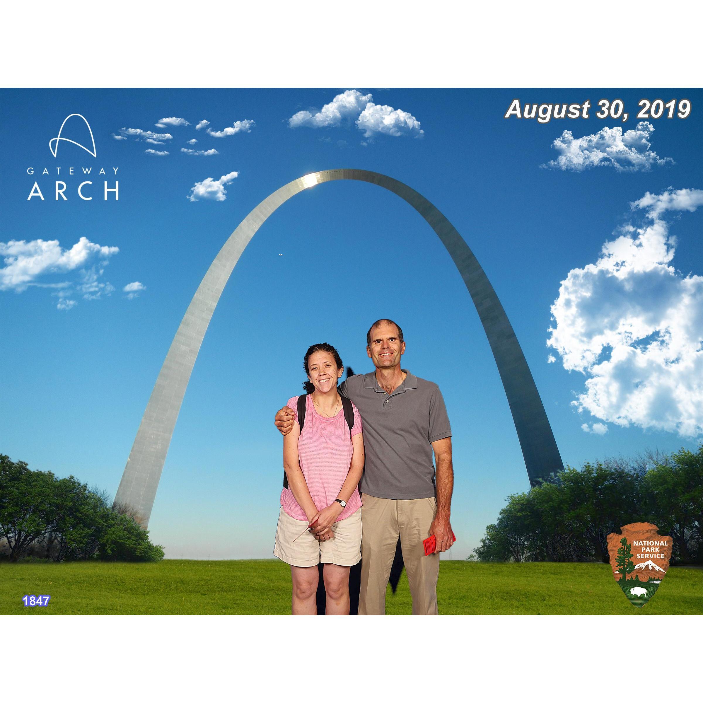 The traditional tourist picture at the St. Louis Arch.