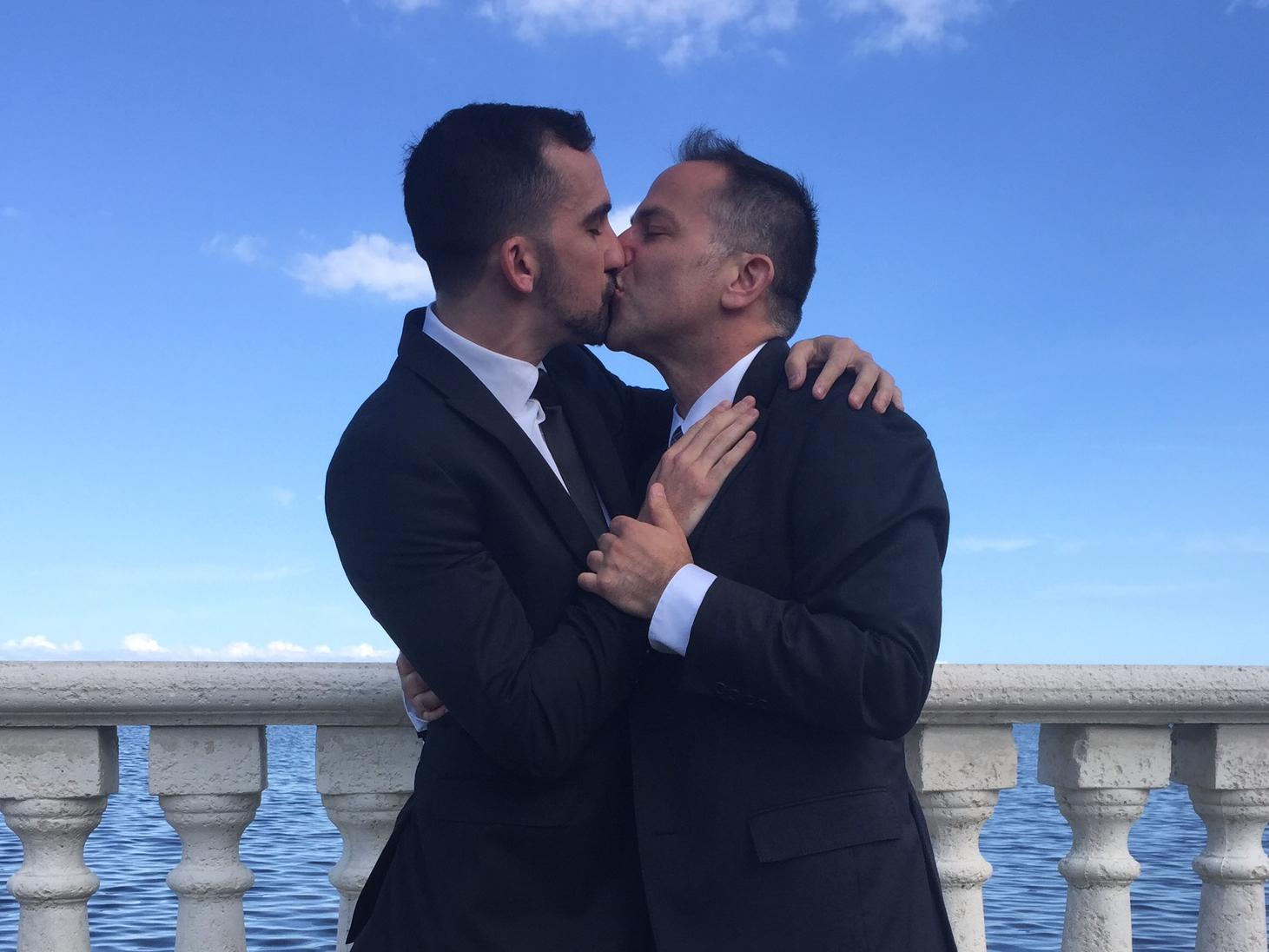 The Wedding Website of Sean Maye and Woodie Neiss