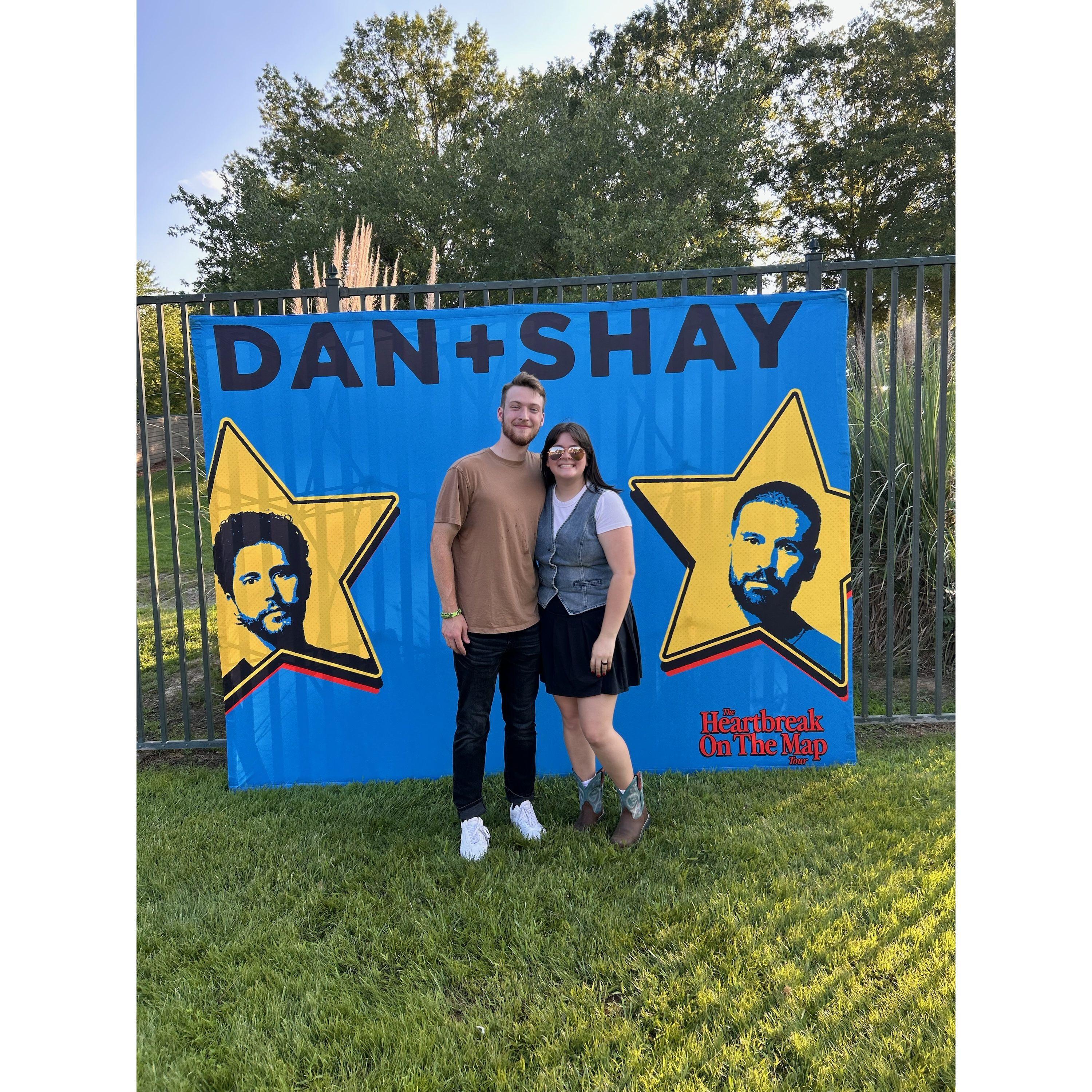 Dan and Shay Concert