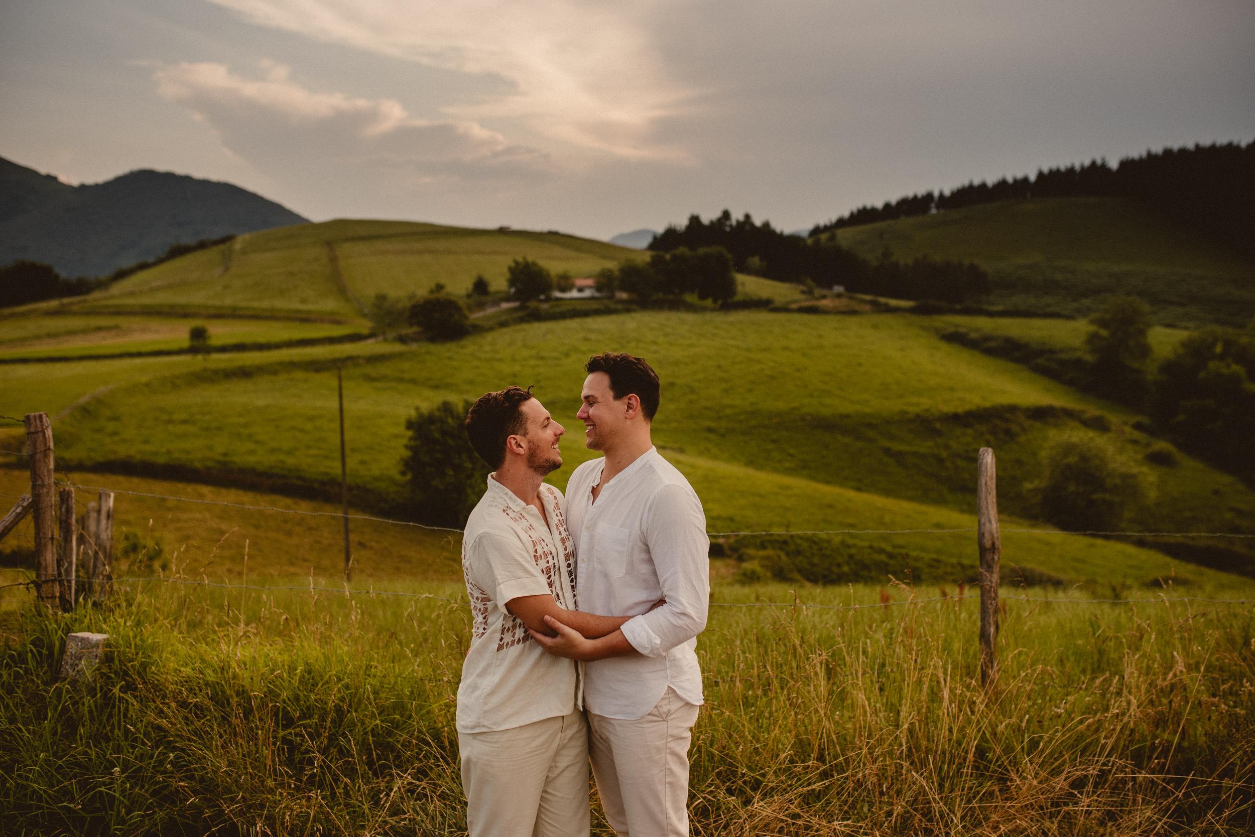 The Wedding Website of Ross Thomason and Lander Arrieta