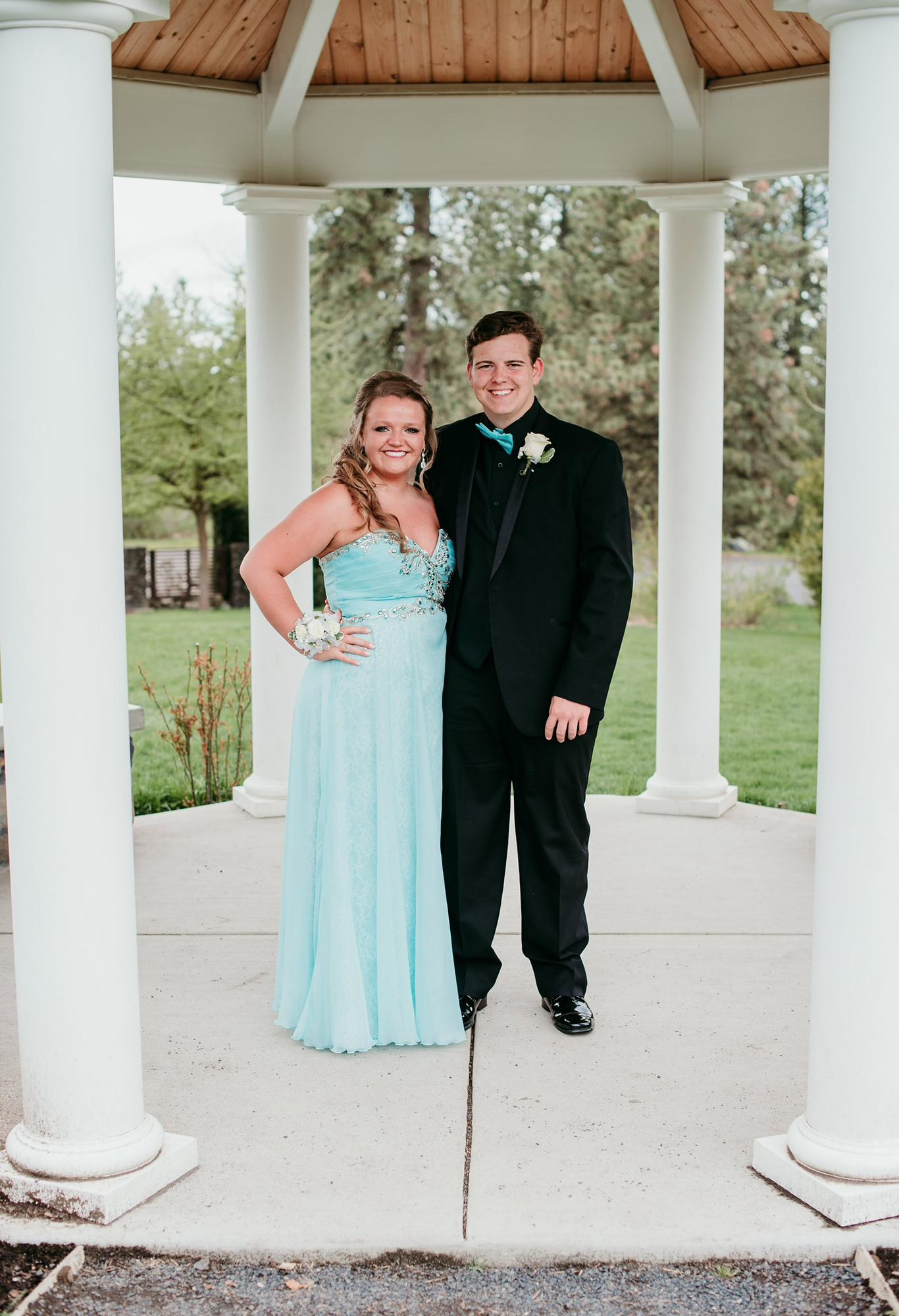 April 2018🤍
One of many proms together!