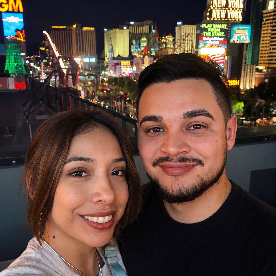 Vegas trips to enjoy delicious food and drinks!