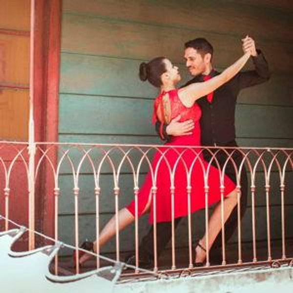 Honeymoon: Tango Show and Dinner in Buenos Aires