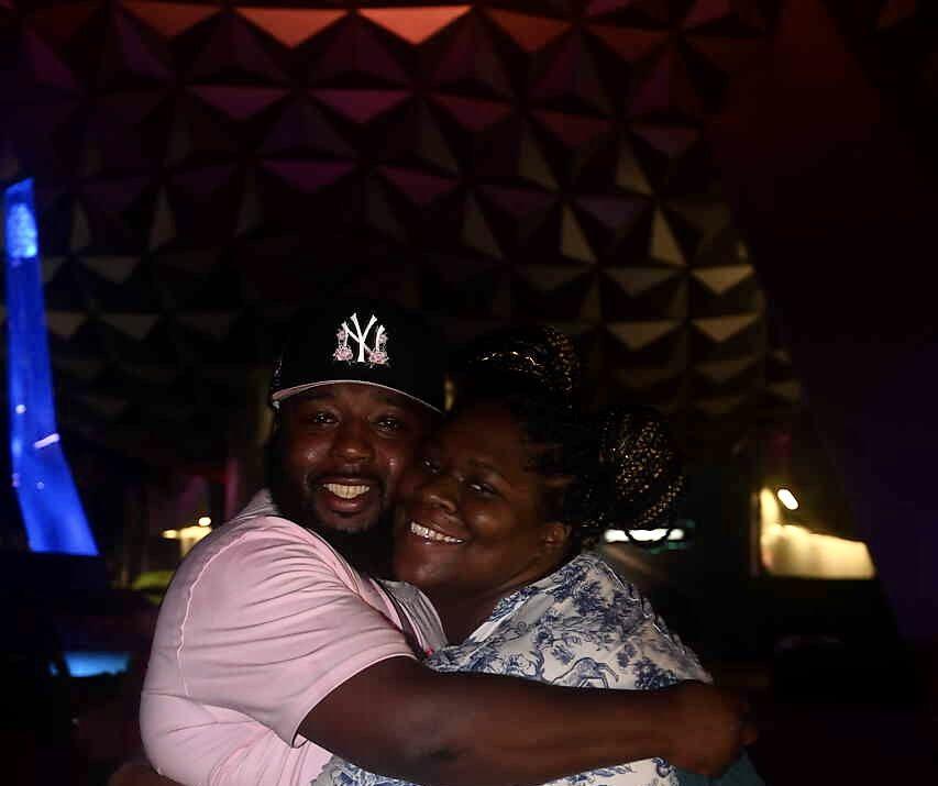 The Wedding Website of Salisa Hudson and Vincent Blakeney