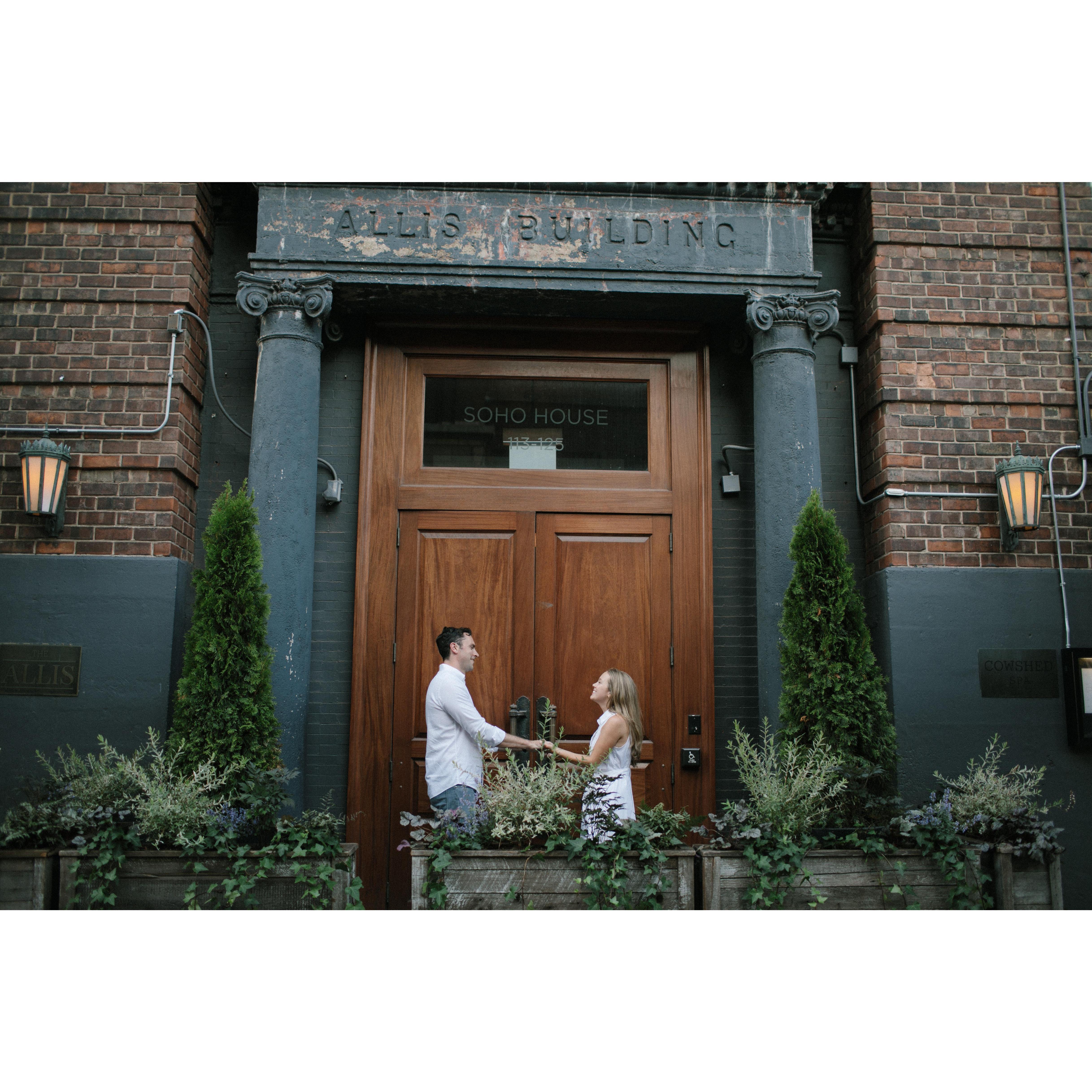 engagement pictures in the west loop