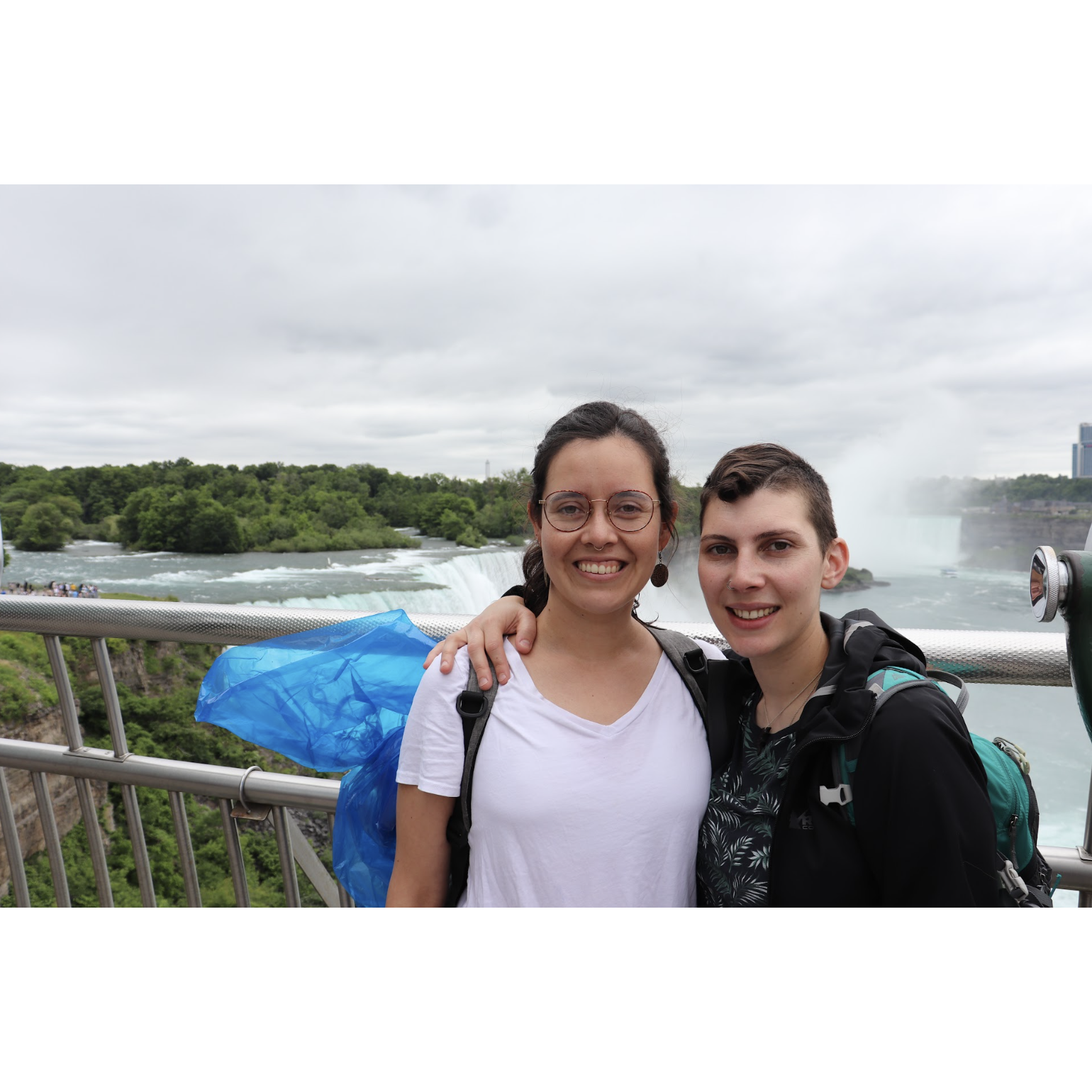 Visiting Niagara Falls / visitando las cataratas de Niagara.