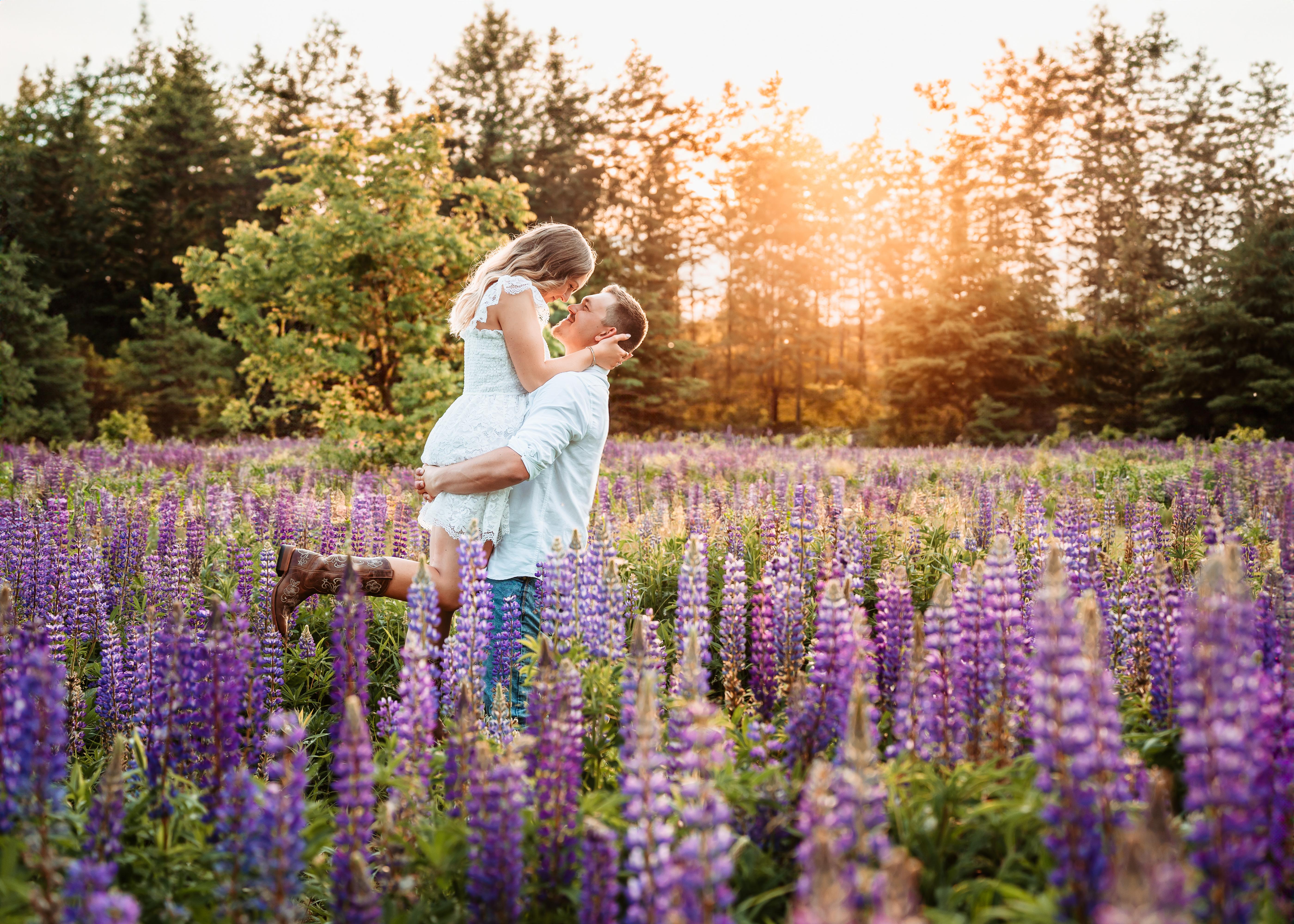 The Wedding Website of Lindsay Johnson and Weiland Baumgart