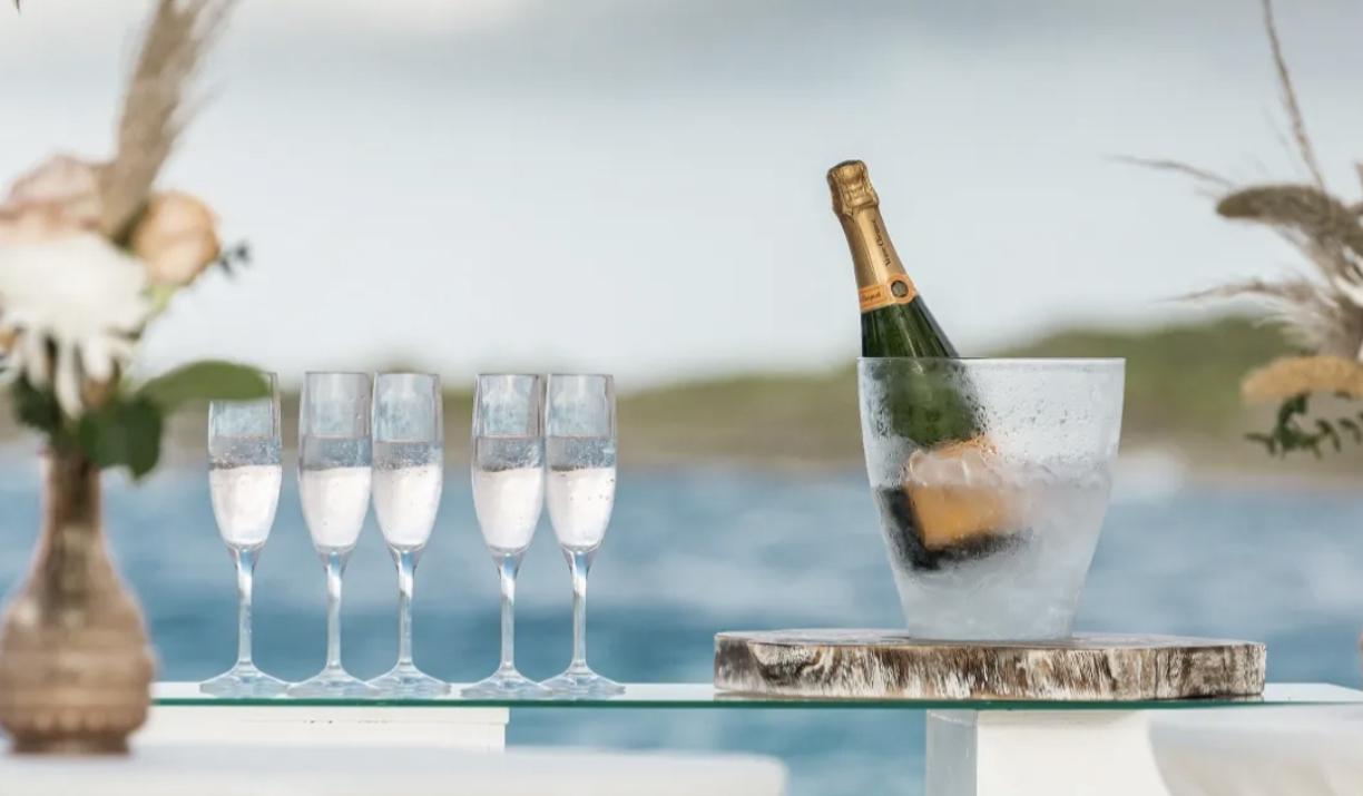 The Wedding Website of Sarah Holland and Brian Hetland