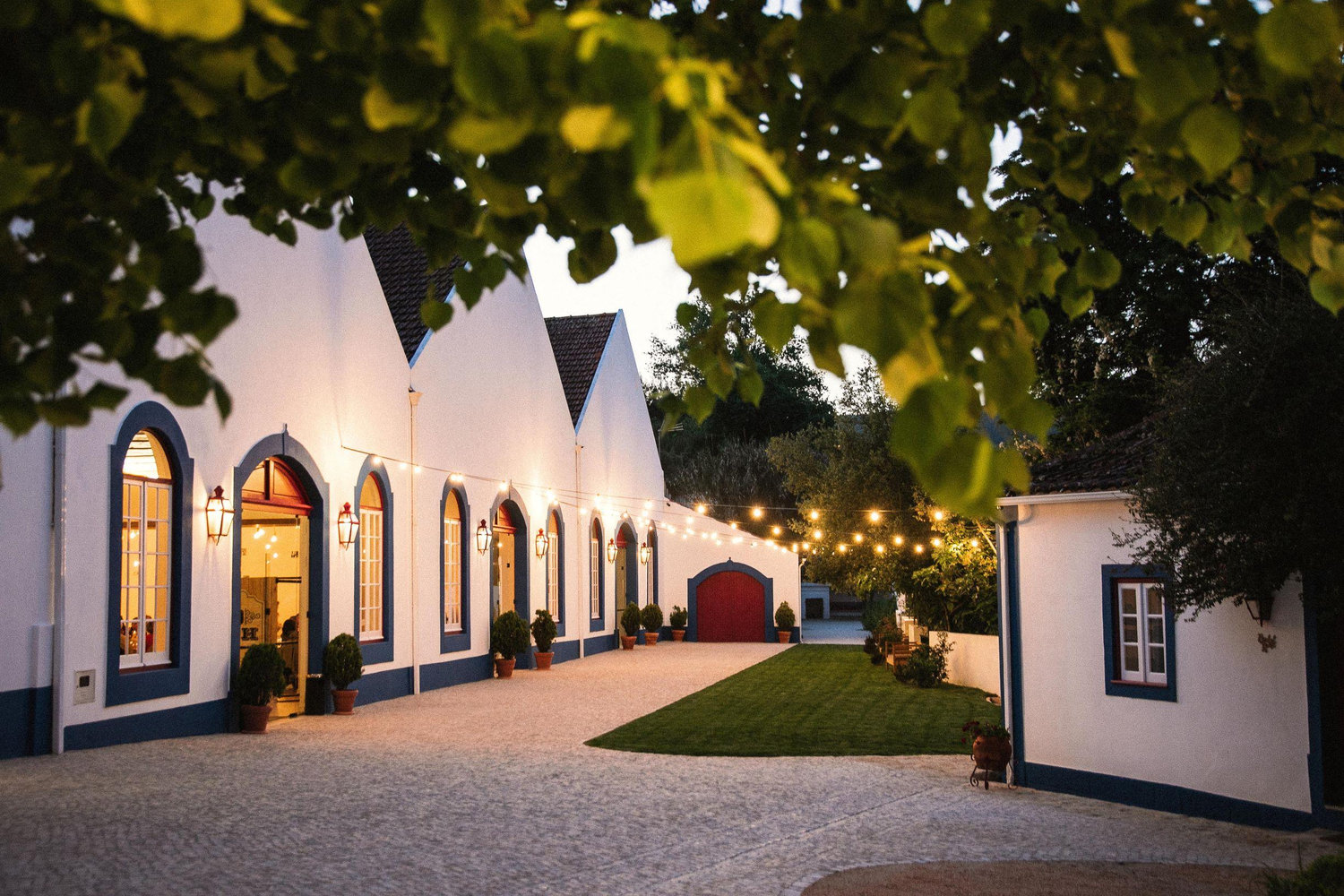 The Wedding Website of Roxanne Sweeney and Jason Campbell