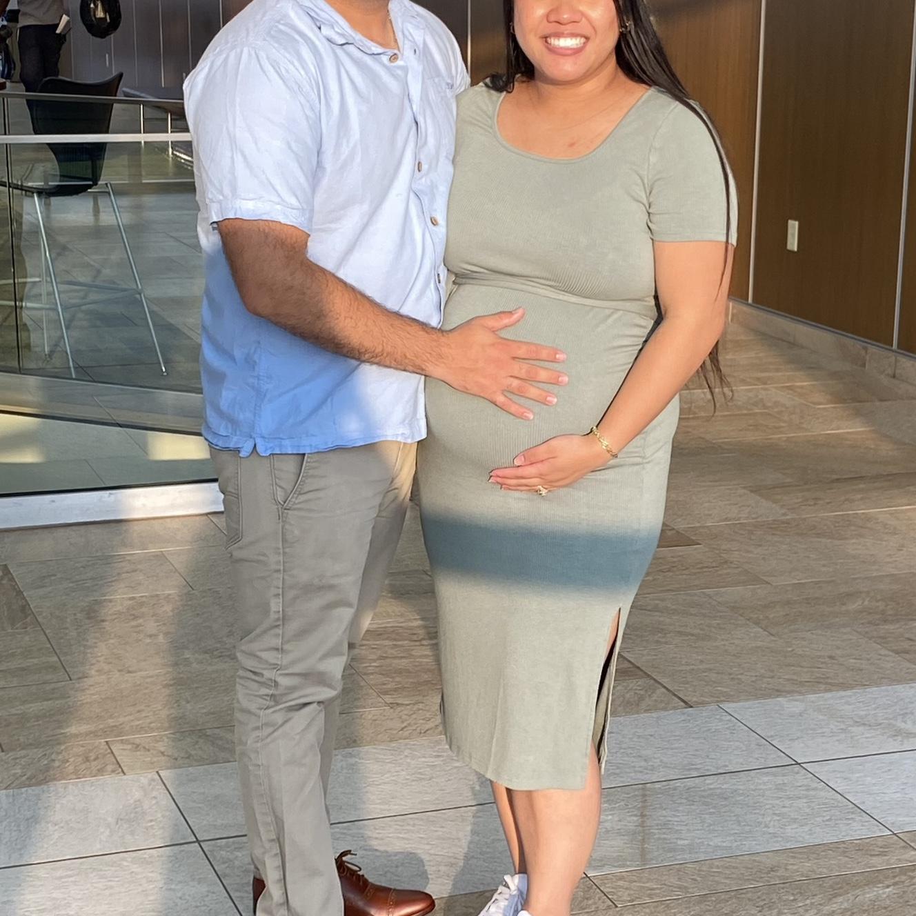 Being a resident while pregnant is no joke! We flew to Memphis shortly before Leia’s third trimester for her residency presentation