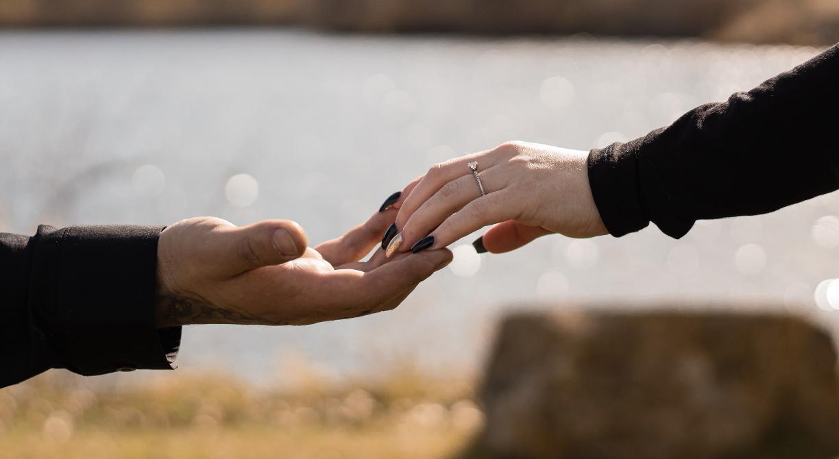 Cassandra Weaver and Thomas Carr's Wedding site