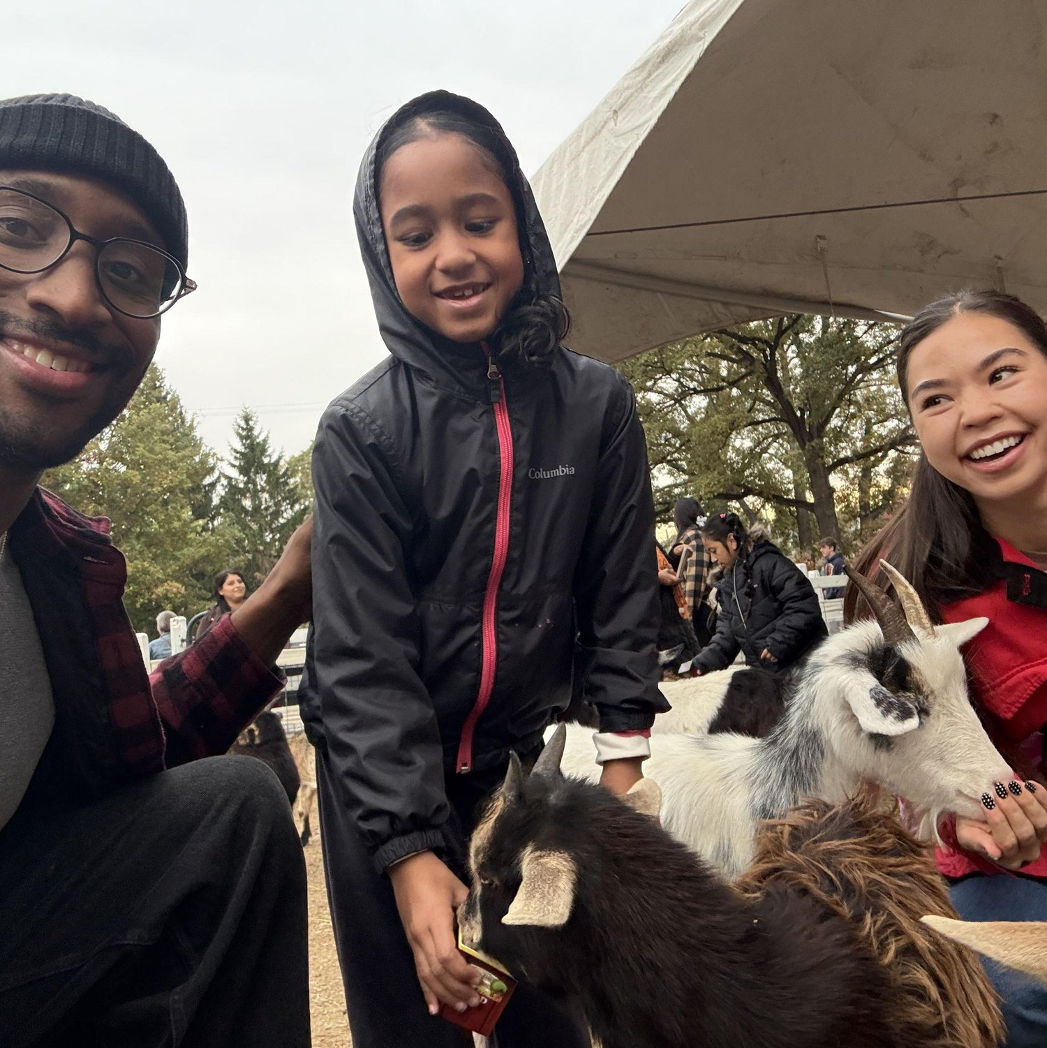 Feeding the goats @ a new pumpkin patch 🎃