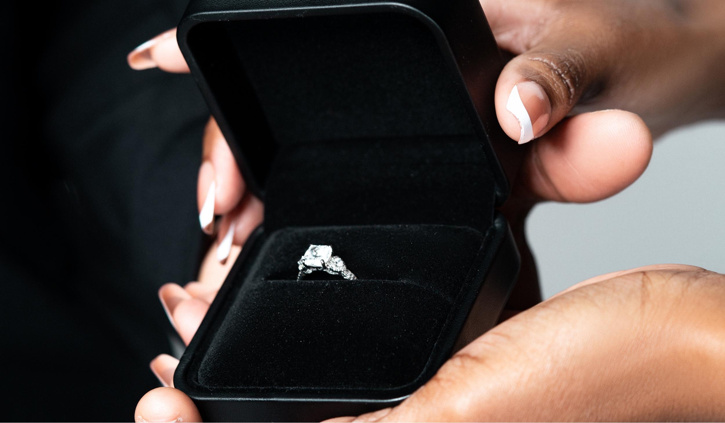 The Wedding Website of Dominique Tolbert and Myon Lassiter