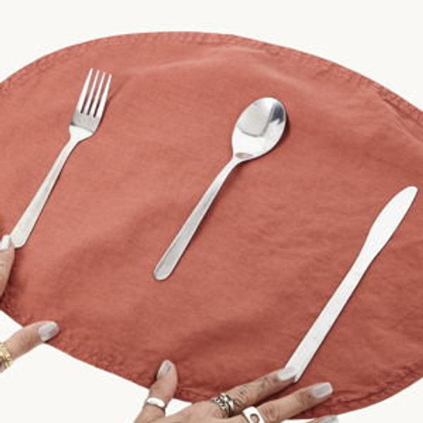 Linen Placemat (red)