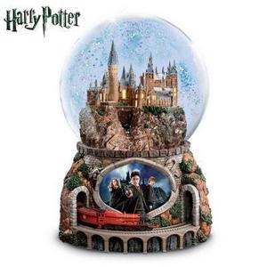 Hogwarts Express Illuminated Musical Globe with Moving Train