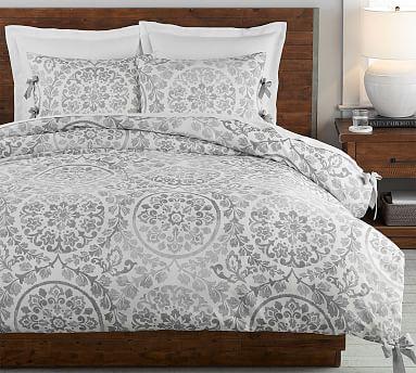 Ana Medallion Cotton/Linen Duvet Cover Shams