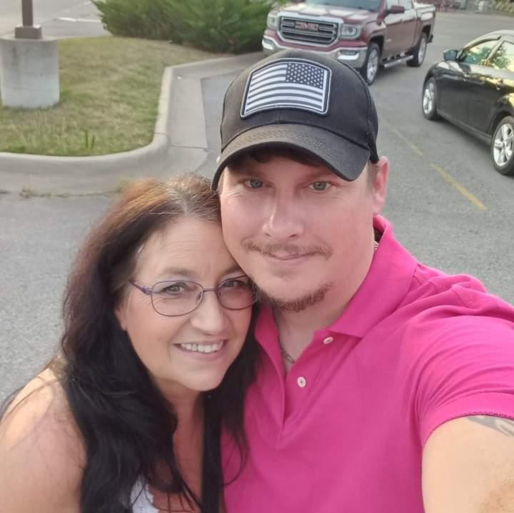 The Wedding Website of Loretta Holden and Matthew Norman