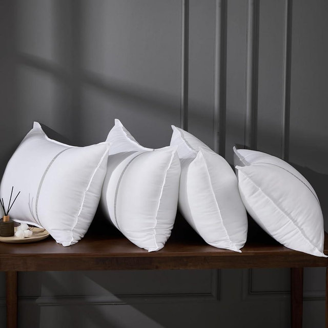 MUFEW Bed Pillows Queen Size Set of 4, Firm Hotel Pillows for Sleeping, Cooling Pillows for Side & Back Sleepers, Down Alternative Filling, 20 x 28 Inches