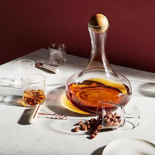 Glass Wine Decanter with Wood Stopper