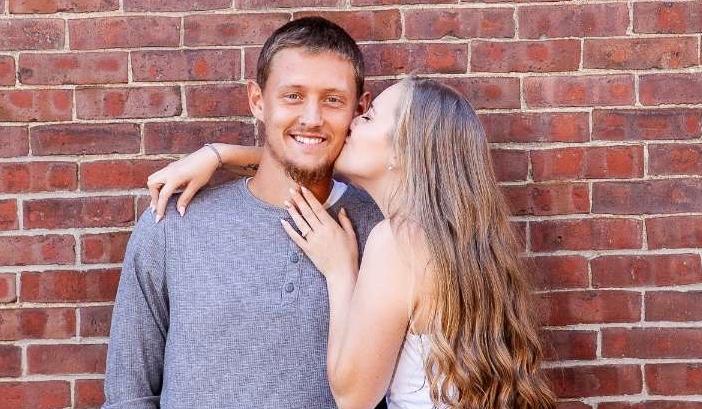 The Wedding Website of Morgon-Ashli Macomber and Owen Soucy