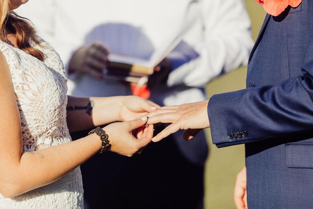 The Wedding Website of Sara Henderson and Keith Klaus