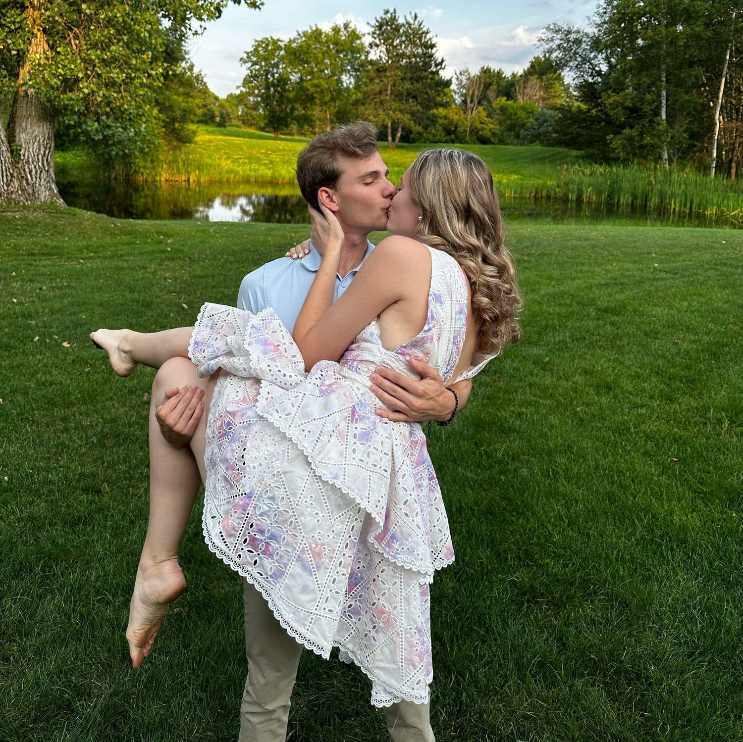 A midwestern smooch!