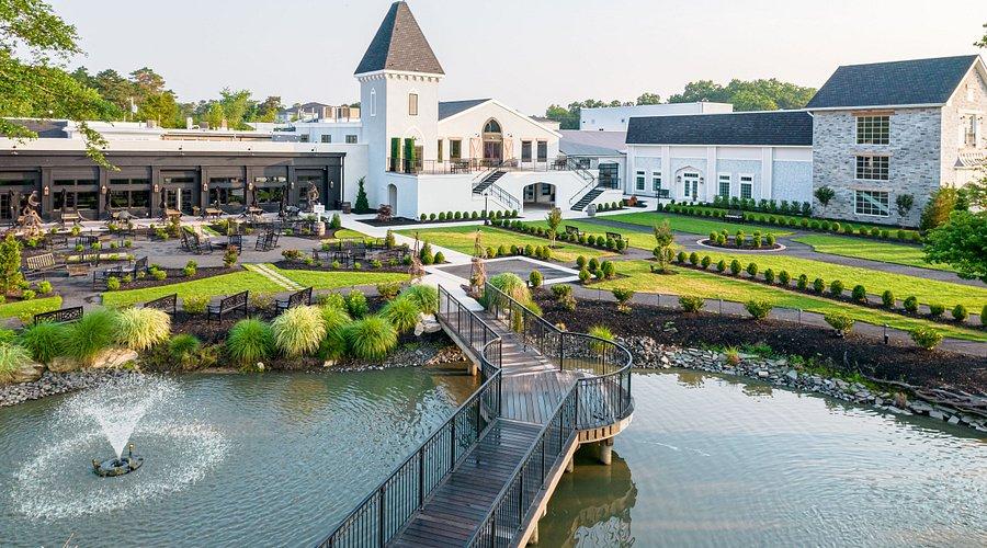 The Wedding Website of Emily Burke and Shane Whelan