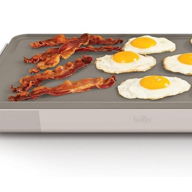 bella 12" x 22" Electric Griddle with EverGood™ Ceramic Nonstick Coating, Removable Temperature Probe, Dishwasher-Safe Drip Tray & Cool Touch Handles, Cook up to 15 Eggs, 1500 Watt, Oatmilk