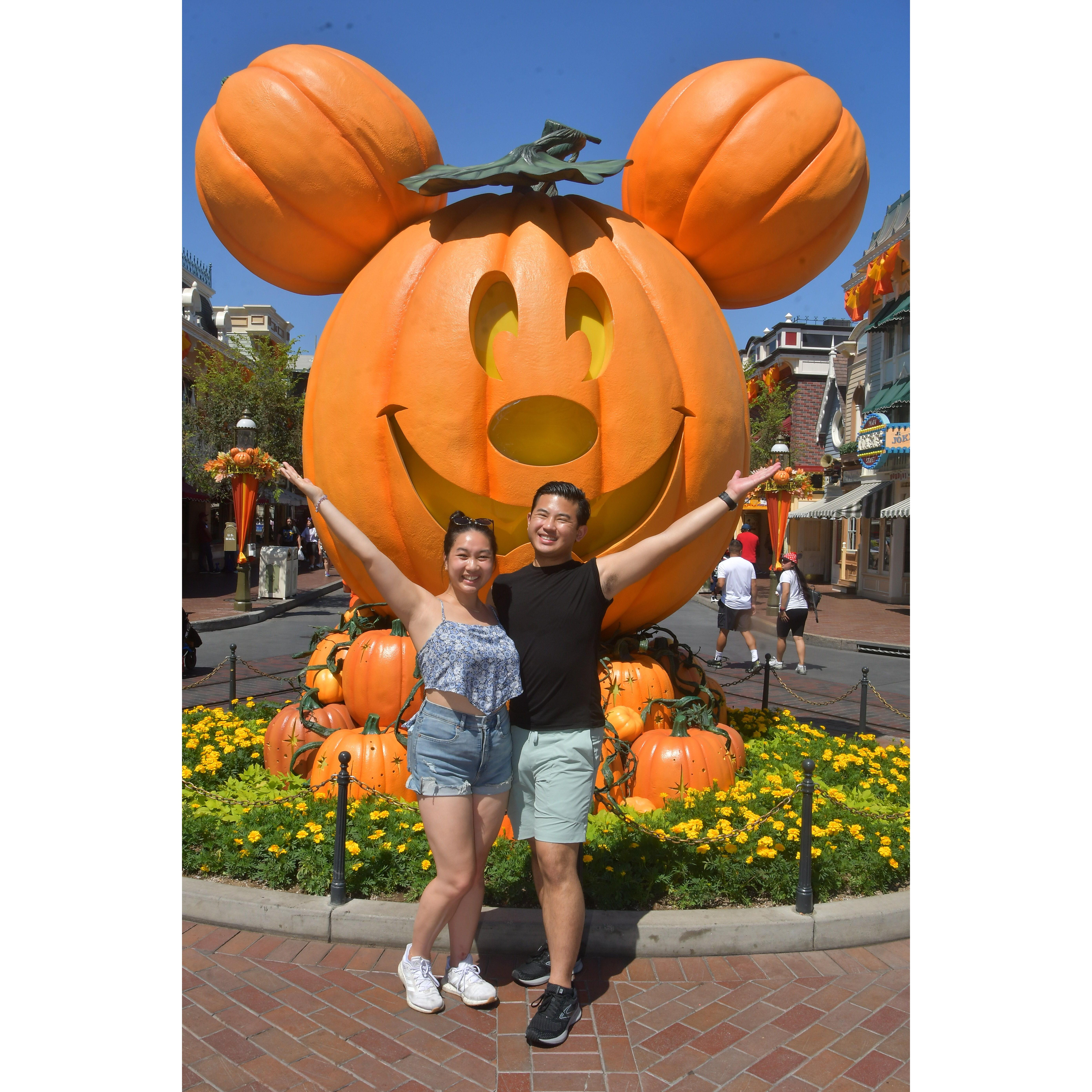 Just two SoCal peeps with Disneyland as their neighbor!