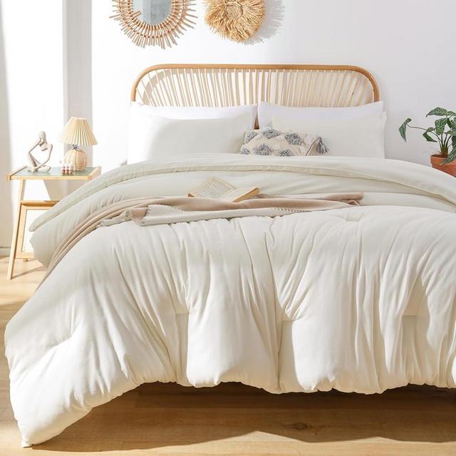 ROSGONIA Queen Comforter Set Ivory, 3pcs(1 Boho Ivory Comforter & 2 Pillowcases) All Season Soft Bedding Lightweight Bedspread Blanket Quilt Bed Gifts