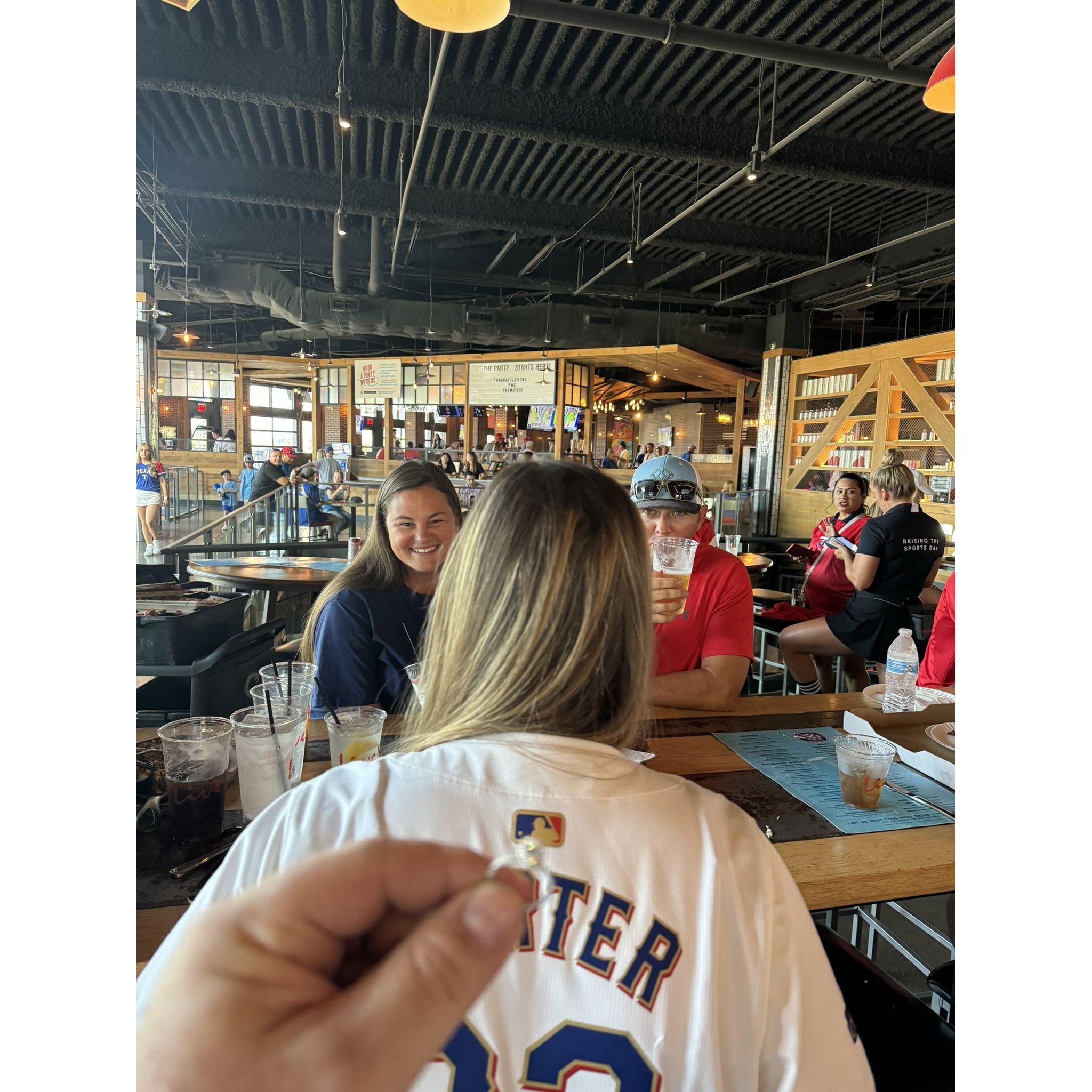 Elise and Dustin were in on the ring flaunting