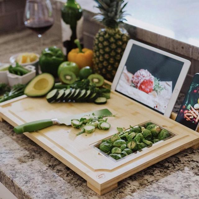 Modern Bamboo Cutting Board - Phone, Ipad, Tablet Holder