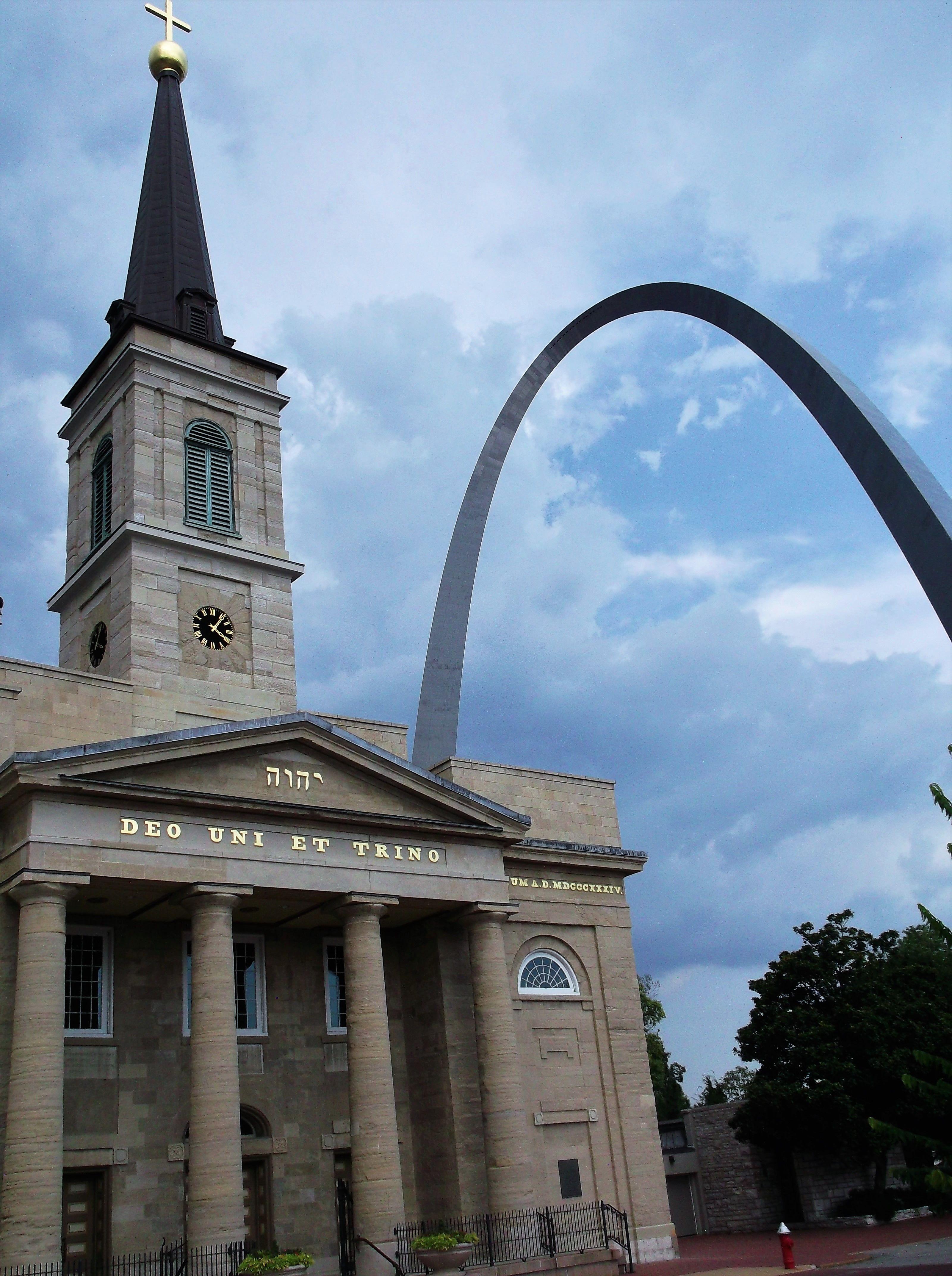 The Wedding Website of Megan McBrearty and Edloe Donnan