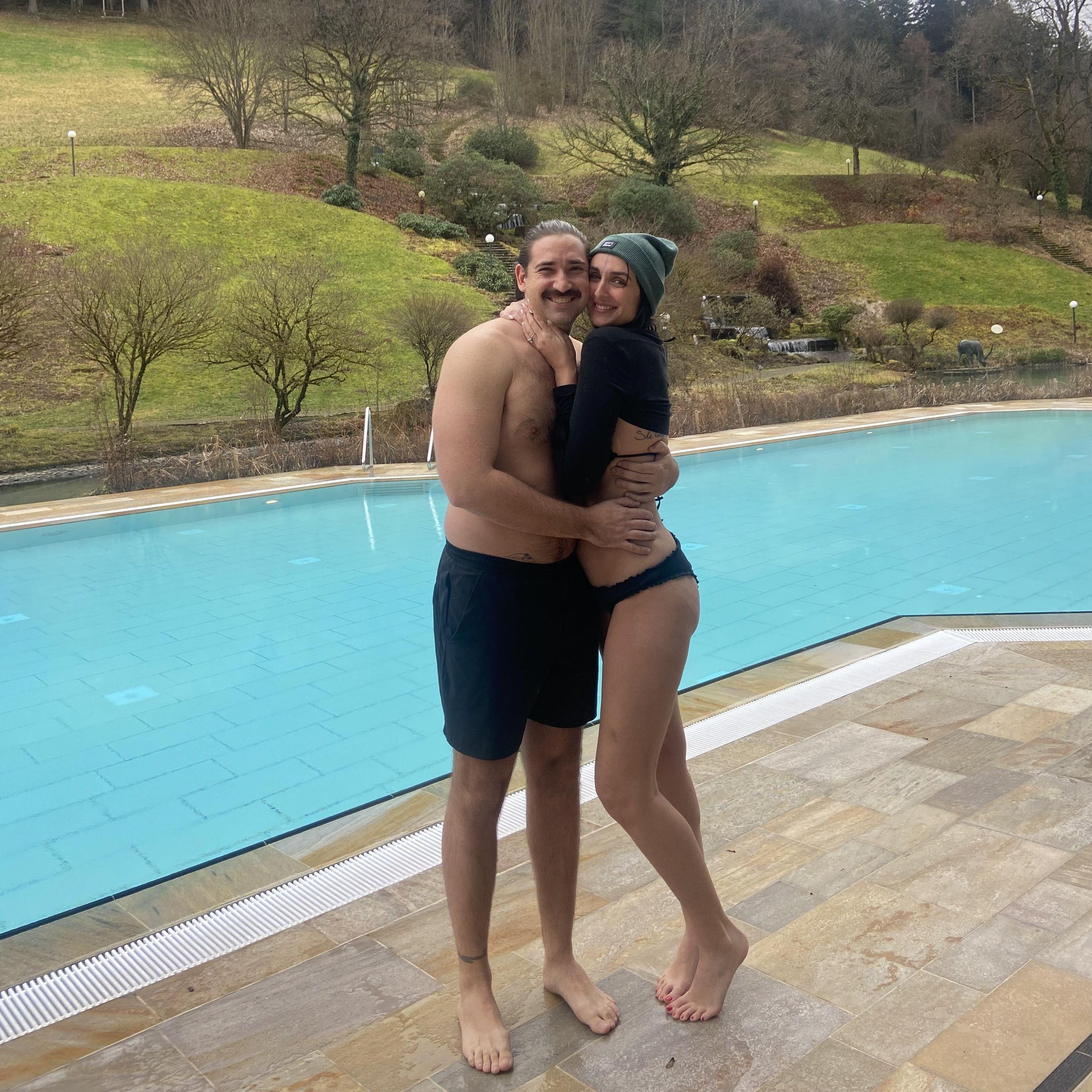 Derek's Christmas gift to Kelly 2024, a spa retreat!