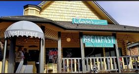 Claire's On the Park