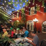 Harry's Seafood, Bar & Grille