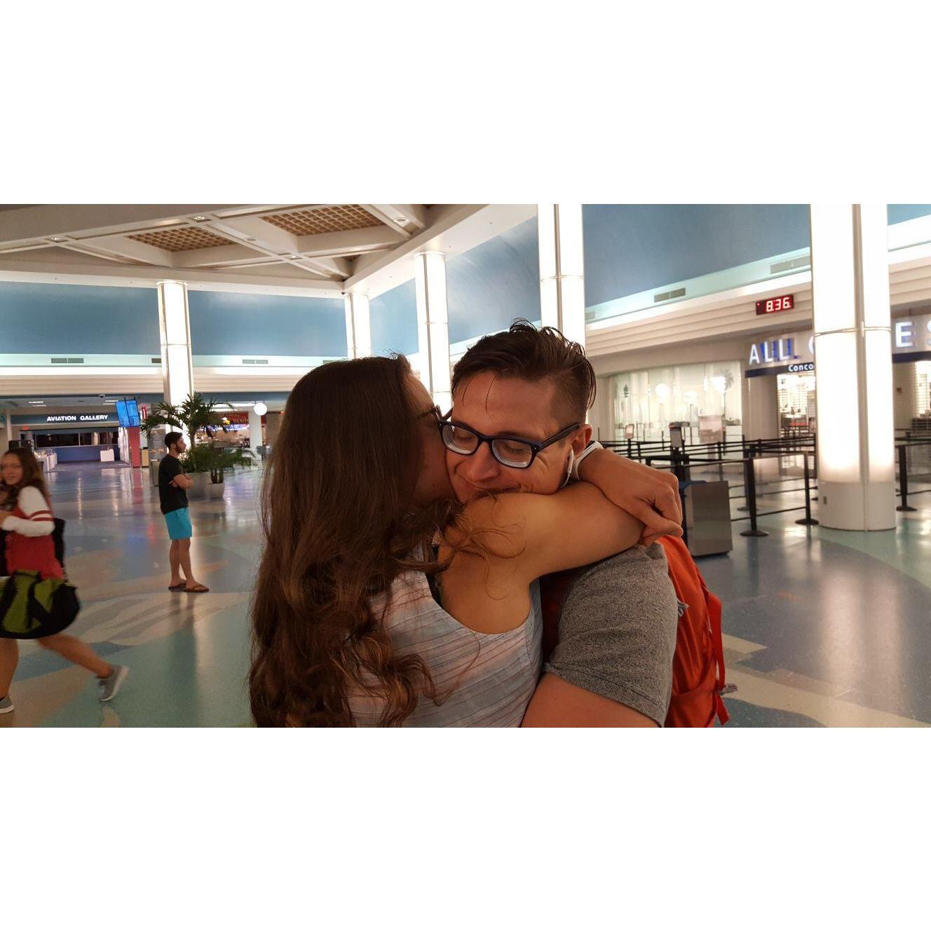 So many goodbye's at the airport - business trips, or me going back to Germany or Jeremy to Florida. Always so excited for the even sweeter "hello"s!