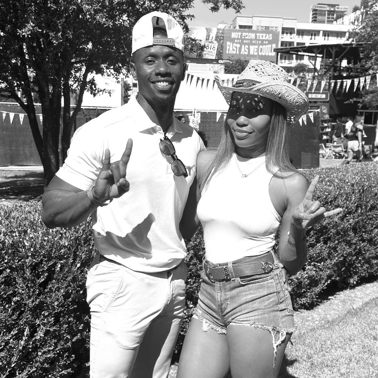 Texas Longhorns vs OU