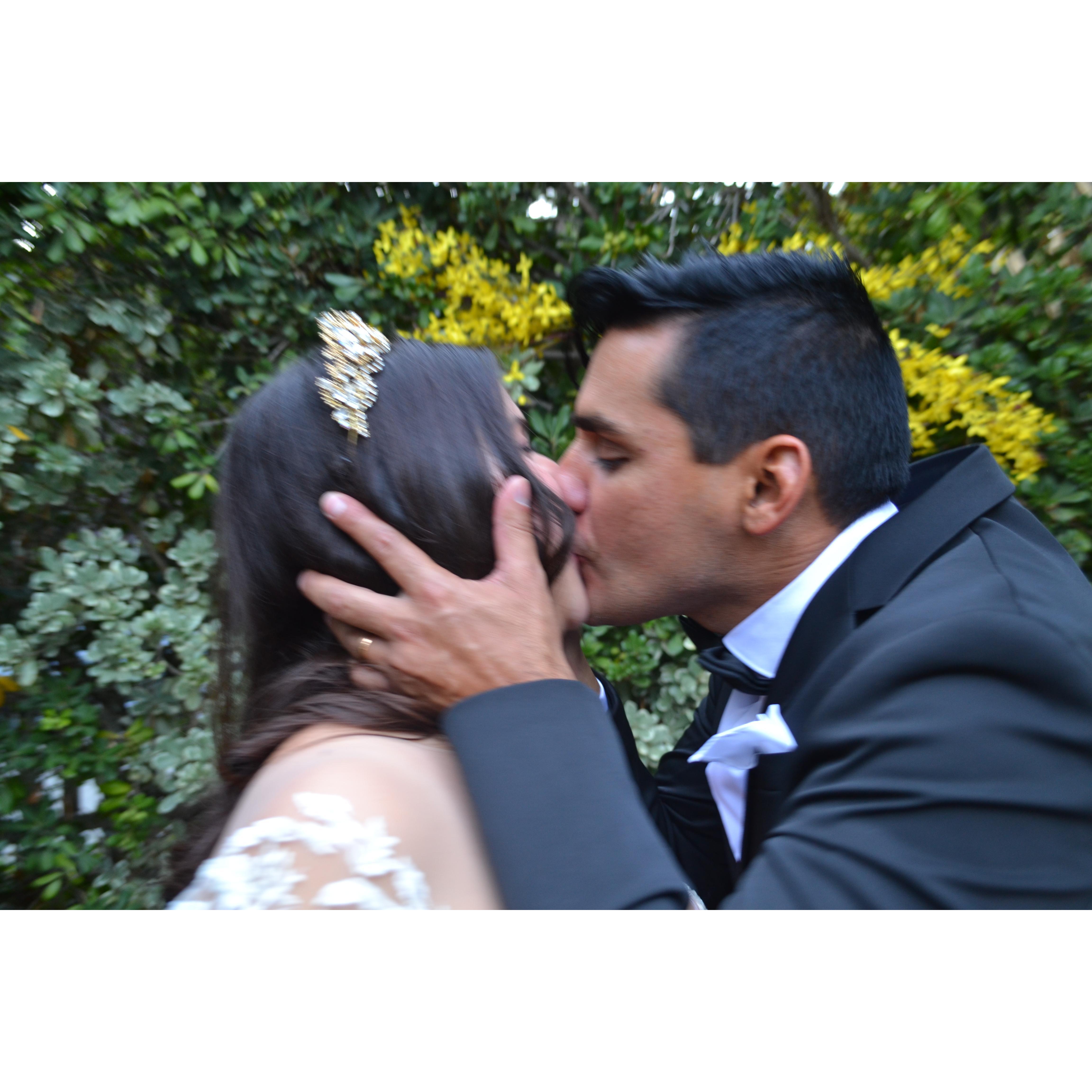 To have, hold, and face grab.