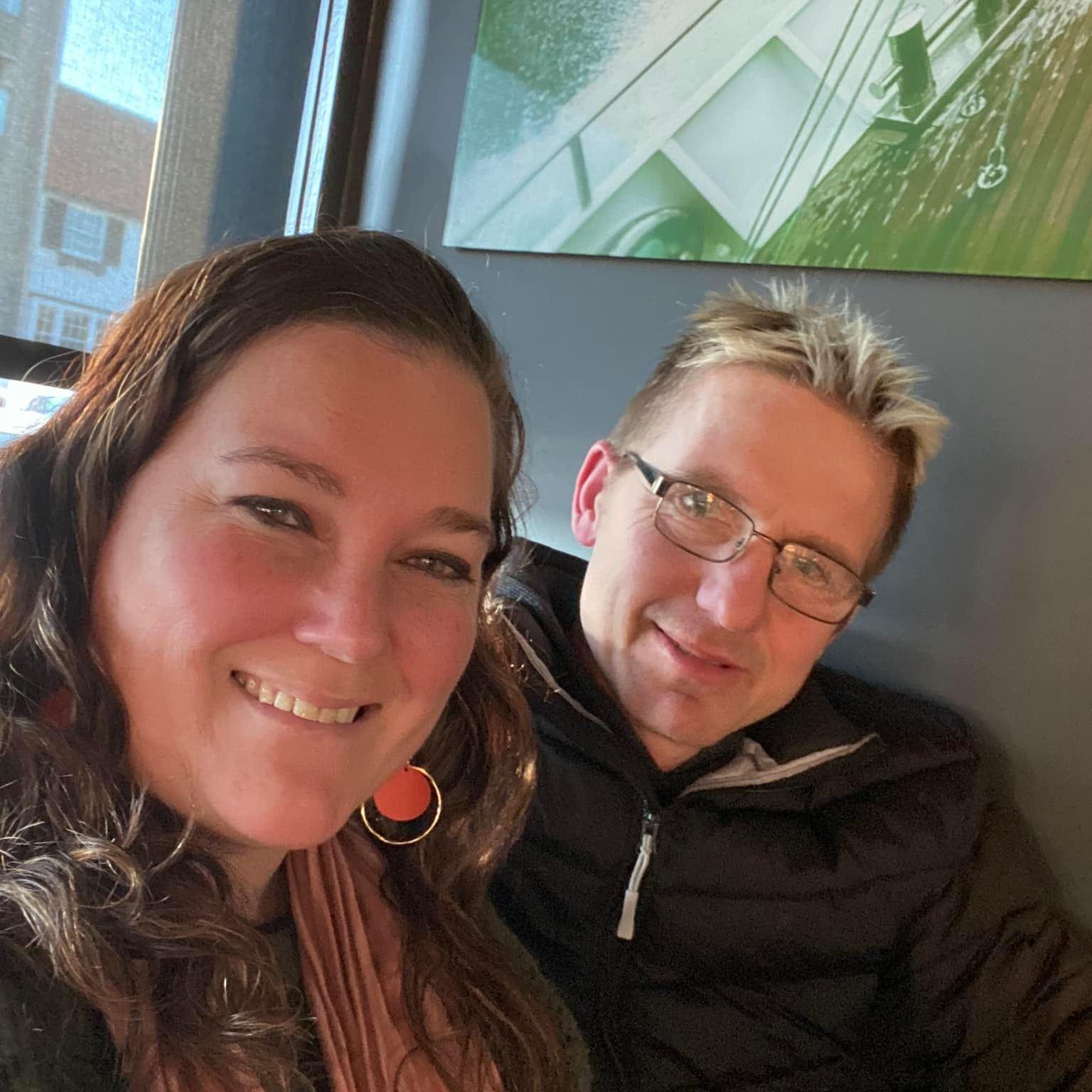One Year Dinner date.... Pure LOVE!!!