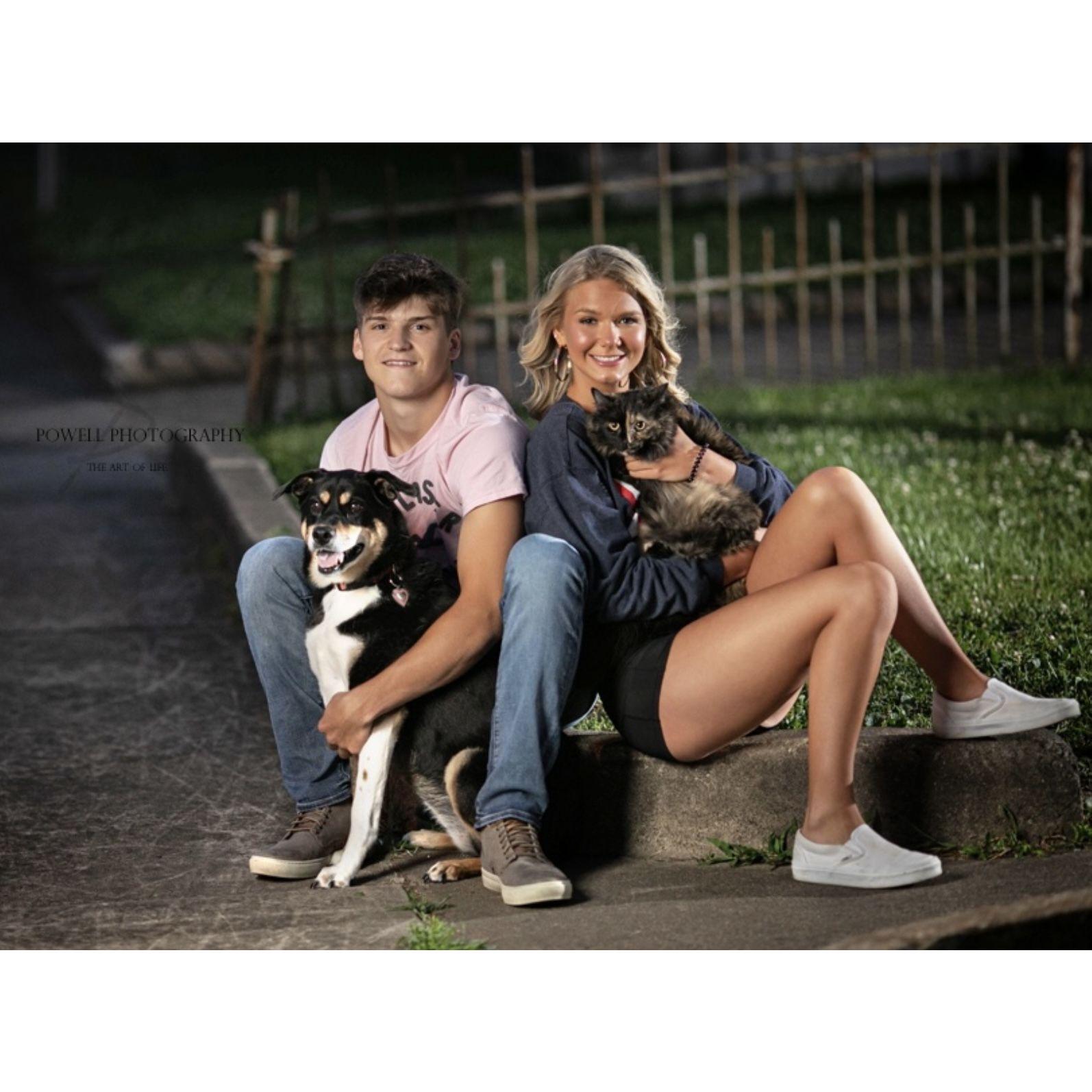 Bailee's dog, Sarah and cat, Cece for her senior photos