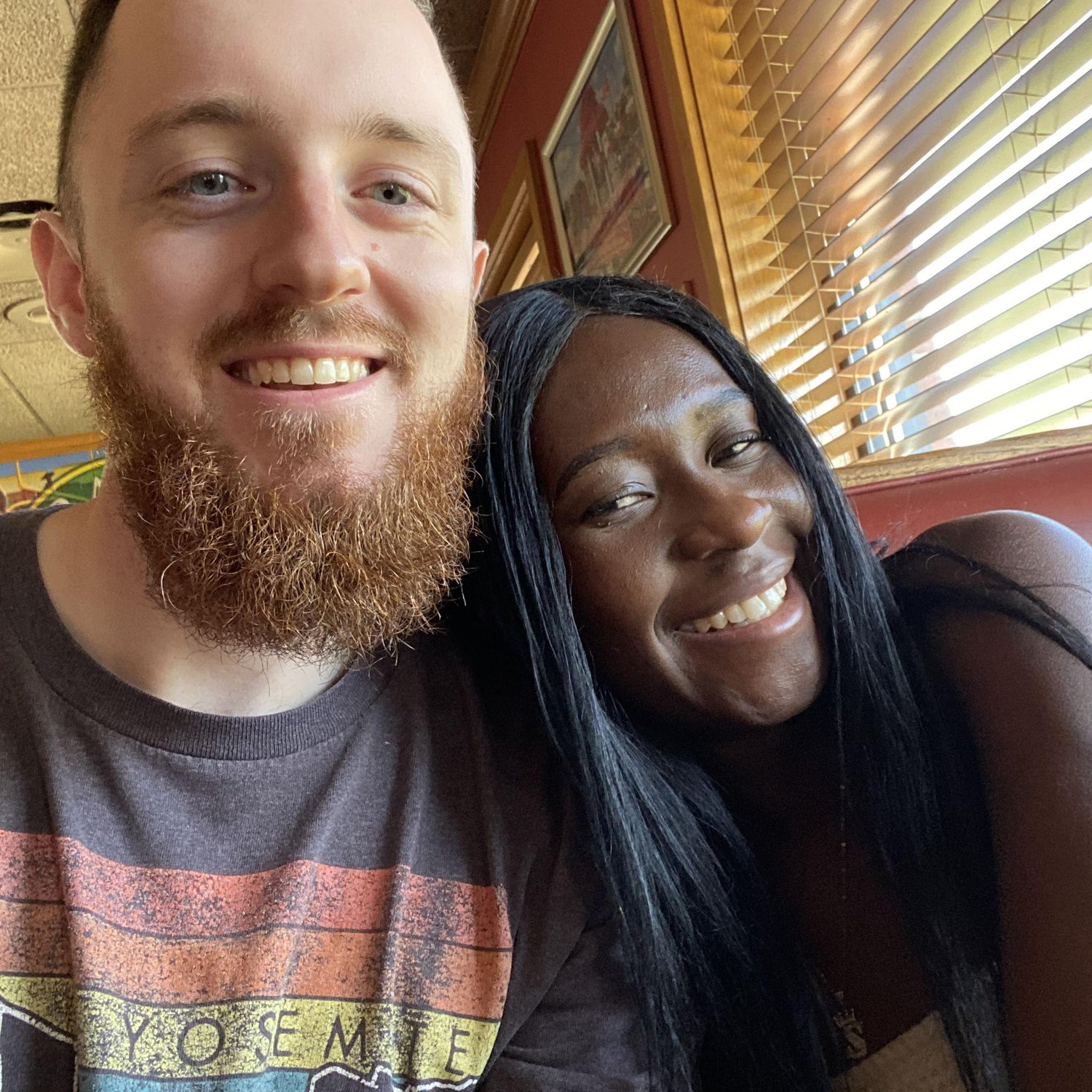Applebees date