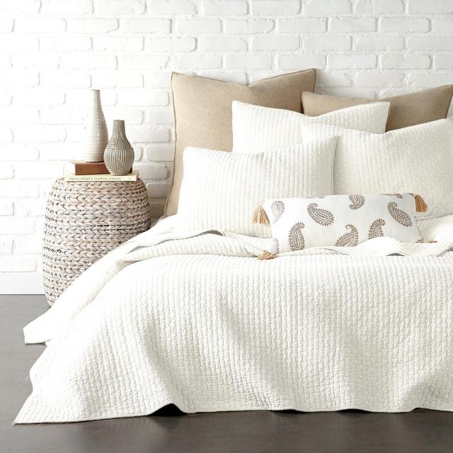 Cross Stitch Cream King Quilt Set
