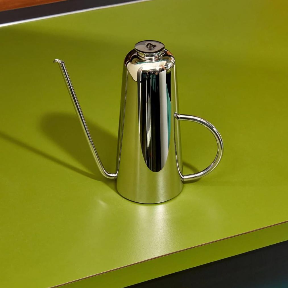 Holcomb Dripless Oil Can