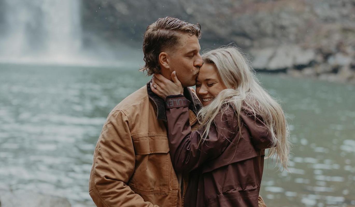 The Wedding Website of Cassidy Case and Austin Medeiros