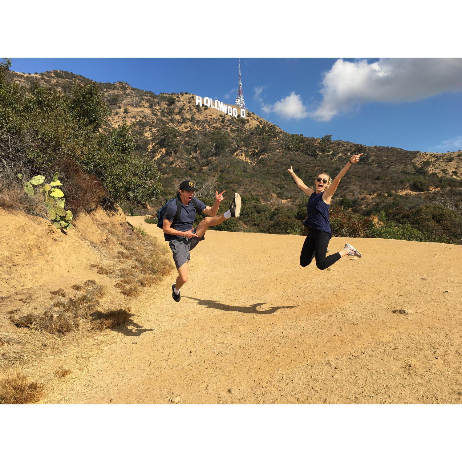 Hiking to the Hollywood sign!