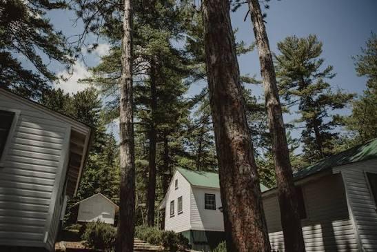 The Wedding Website of Taylor Marinko and Derek Fongemie