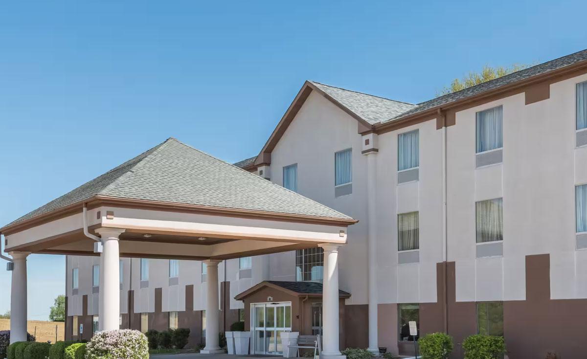 The Wedding Website of Katelyn Malone and Tyler Lafferty